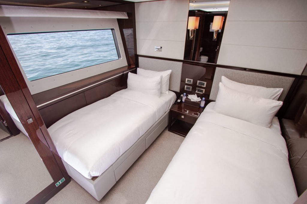116 ft Sunseeker Legende Yacht Rental Dubai